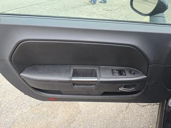2014 Dodge Challenger SXT Plus - miniatura 9