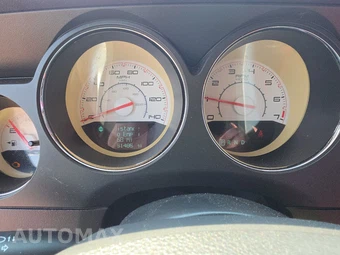 2014 Dodge Challenger SXT Plus – miniatura 6