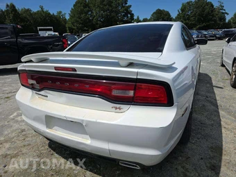 2014 Dodge Charger R/T – miniatura 3