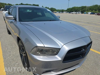 2014 Dodge Charger R/T – miniatura 3