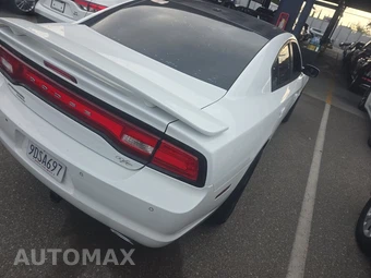 2014 Dodge Charger R/T Max – miniatura 4