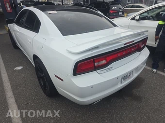 2014 Dodge Charger R/T Max – miniatura 6