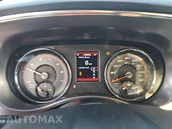 2014 Dodge Charger R/T Plus – miniatura 12