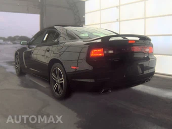 2014 Dodge Charger R/T Plus – miniatura 6