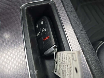 2014 Dodge Charger R/T Plus – miniatura 8