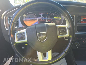 2014 Dodge Charger SE – miniatura 10
