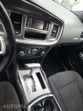 2014 Dodge Charger SE – miniatura 10