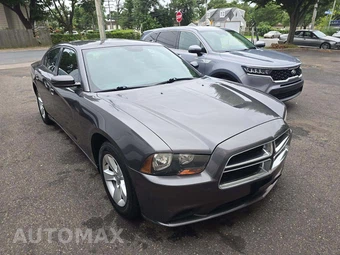 2014 Dodge Charger SE – miniatura 4