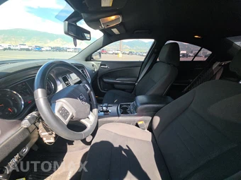 2014 Dodge Charger SE – miniatura 7