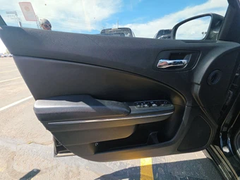 2014 Dodge Charger SE – miniatura 9