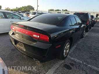 2014 Dodge Charger SE – miniatura 4
