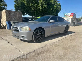 2014 Dodge Charger SE - miniatura 2