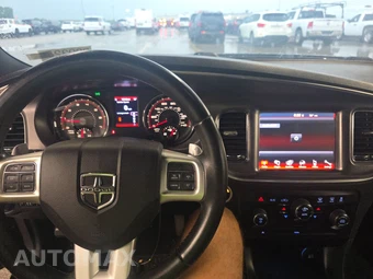2014 Dodge Charger SXT - miniatura 11