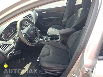 2014 Dodge Dart SE – miniatura 7
