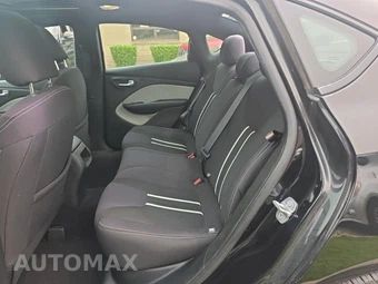 2014 Dodge Dart SXT – miniatura 16