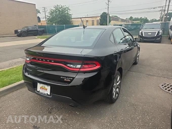 2014 Dodge Dart SXT – miniatura 4