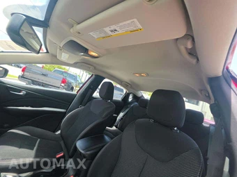 2014 Dodge Dart SXT – miniatura 8