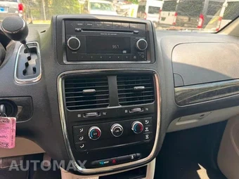2014 Dodge Grand Caravan AVP 121.2" WB - miniatura 13