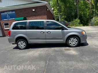 2014 Dodge Grand Caravan AVP 121.2" WB - miniatura 16