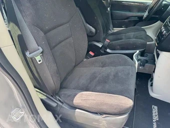 2014 Dodge Grand Caravan AVP 121.2" WB - miniatura 19