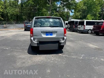 2014 Dodge Grand Caravan AVP 121.2" WB - miniatura 4