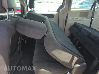 2014 Dodge Grand Caravan AVP 121.2" WB - miniatura 13
