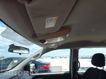 2014 Dodge Grand Caravan AVP 121.2" WB - miniatura 18