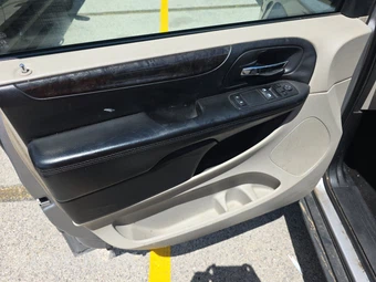 2014 Dodge Grand Caravan AVP 121.2" WB - miniatura 9