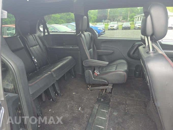 2014 Dodge Grand Caravan R/T 121.2" WB - miniatura 17