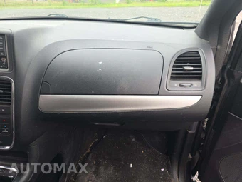 2014 Dodge Grand Caravan R/T 121.2" WB - miniatura 20