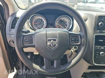 2014 Dodge Grand Caravan SE 121.2" WB - miniatura 10