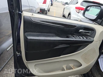 2014 Dodge Grand Caravan SE 121.2" WB - miniatura 9