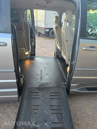 2014 Dodge Grand Caravan SE 121.2" WB - miniatura 10