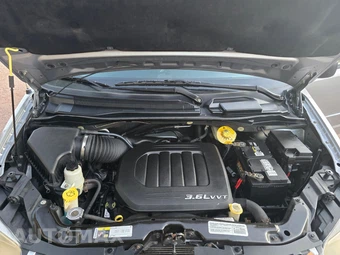 2014 Dodge Grand Caravan SE 121.2" WB - miniatura 13