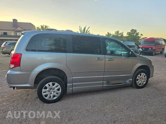 2014 Dodge Grand Caravan SE 121.2" WB - miniatura 26