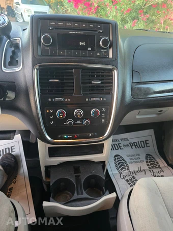2014 Dodge Grand Caravan SE 121.2" WB - miniatura 28