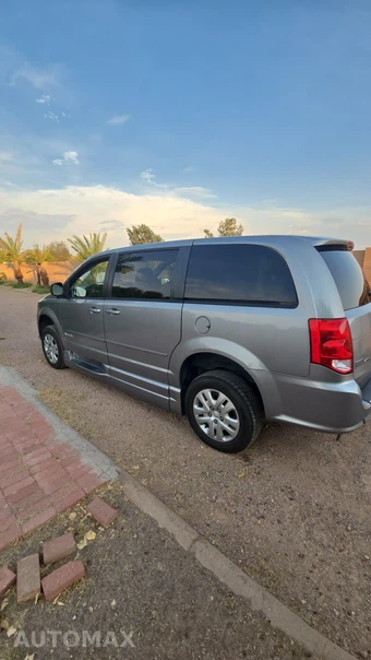 2014 Dodge Grand Caravan SE 121.2" WB - miniatura 31