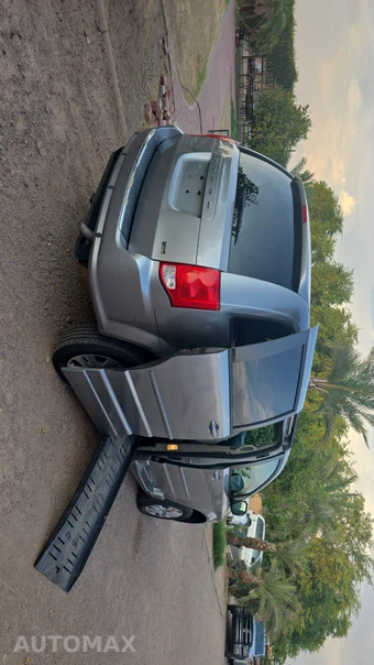 2014 Dodge Grand Caravan SE 121.2" WB - miniatura 42
