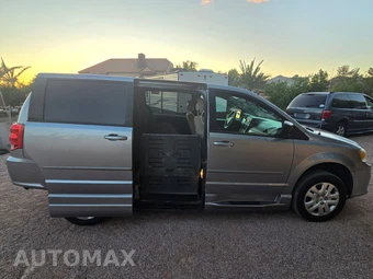 2014 Dodge Grand Caravan SE 121.2" WB - miniatura 6