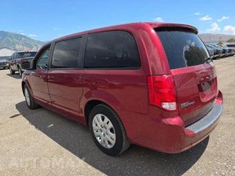 2014 Dodge Grand Caravan SE 121.2" WB – miniatura 2