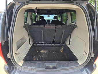 2014 Dodge Grand Caravan SE 30th Anniversary 121.2" WB - miniatura 15