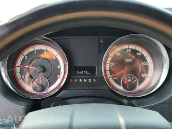 2014 Dodge Grand Caravan SE 30th Anniversary 121.2" WB - miniatura 12