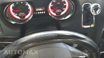 2014 Dodge Grand Caravan SE 30th Anniversary 121.2" WB – miniatura 29