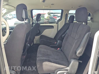 2014 Dodge Grand Caravan SXT 121.2" WB – miniatura 13