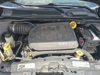 2014 Dodge Grand Caravan SXT 121.2" WB – miniatura 15