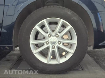 2014 Dodge Grand Caravan SXT 121.2" WB – miniatura 10