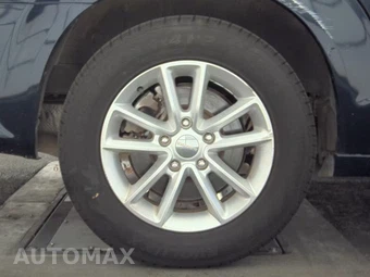 2014 Dodge Grand Caravan SXT 121.2" WB – miniatura 11