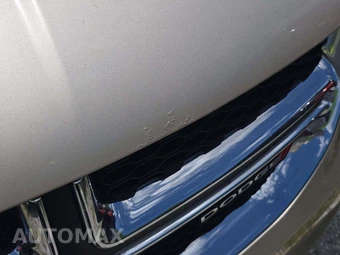 2014 Dodge Grand Caravan SXT 121.2" WB - miniatura 24