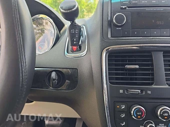 2014 Dodge Grand Caravan SXT 121.2" WB - miniatura 8