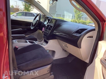 2014 Dodge Grand Caravan SXT 121.2" WB - miniatura 15